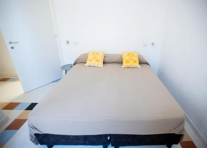 B&B Angioy 18